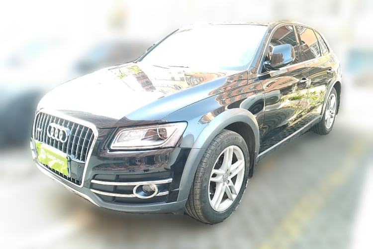 Used Audi Q5 2017 Plus 40 TFSI Technology Model