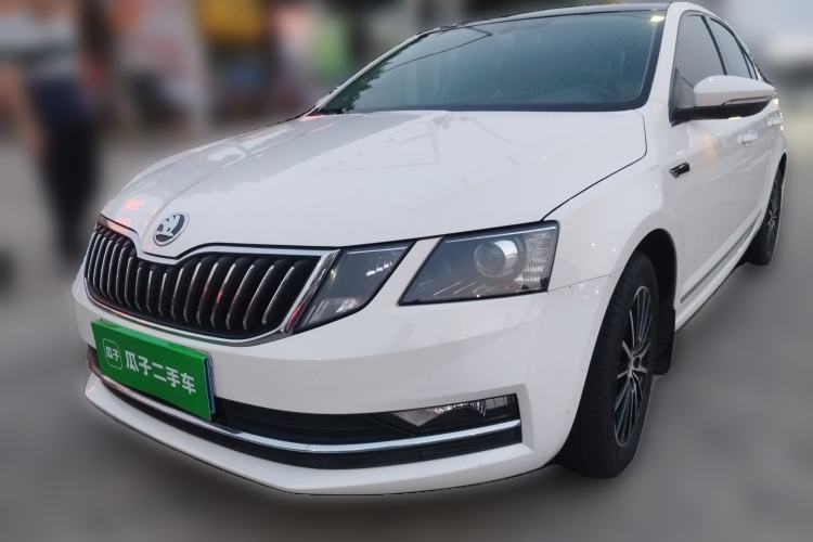 Used Skoda Octavia 2018 1.6L Automatic Luxury Edition