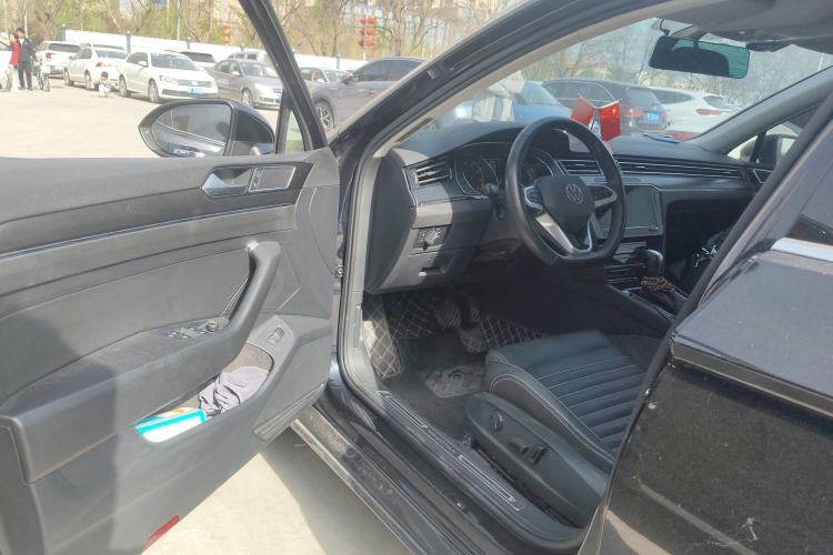 Used Volkswagen Magotan 2020 330TSI DSG Leading Model
