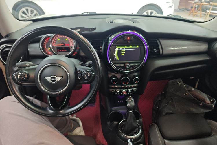 Used MINI 2014 1.5T COOPER Excitement Center Console