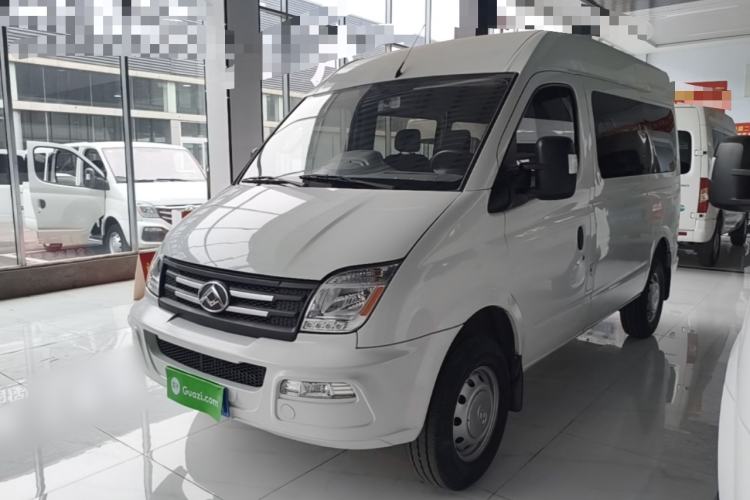 Used SAIC MAXUS Xintu V80 2023 2.0T Manual Classic Aoyuntong Short Wheelbase Mid-Roof 5/6-Seater