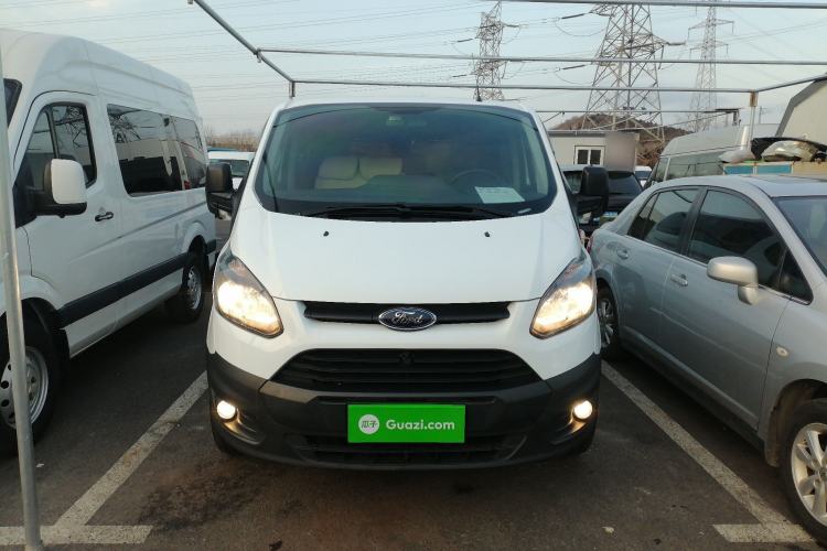 Used Ford Transit 2017 2.0T Diesel Multi-Purpose Commercial Vehicle Short Wheelbase Low Roof China V Standard