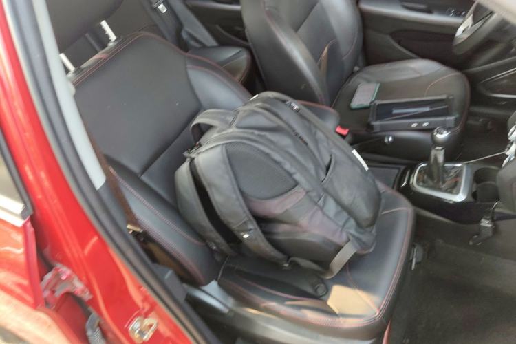 Used Brilliance V3 2016 1.5L Manual Elite Version Right Front Seat