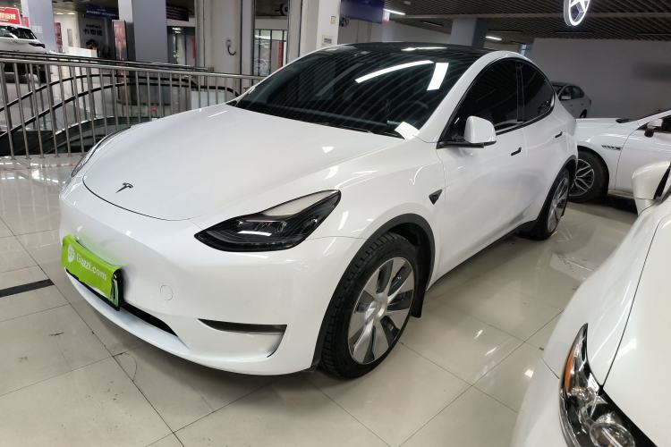 Used Tesla Model Y 2021 Long-Range All-Wheel-Drive Version