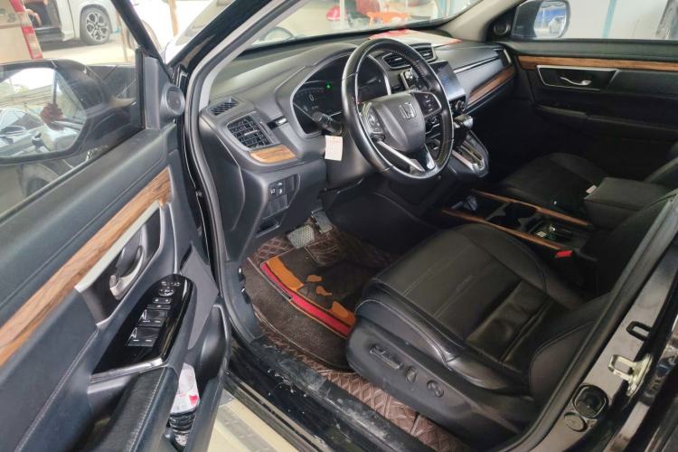 Used Honda CR-V 2017 240TURBO CVT Front-Wheel Drive Fashion Edition
