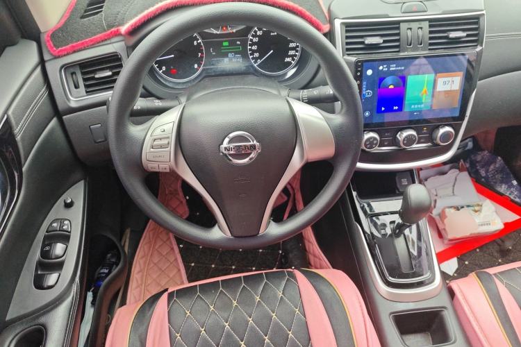 Used Nissan Tiida 2016 1.6L CVT Cool Dynamic Edition Steering Wheel