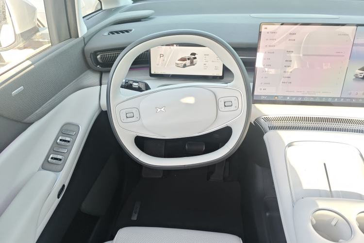 Used XPeng X9 2025 650 Long-Range Max