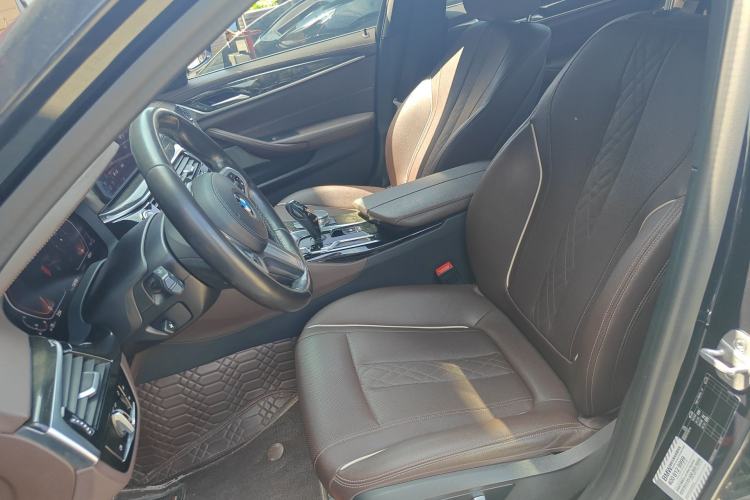 Used BMW 5 Series 2021 Facelifted 525Li M Sport Package
