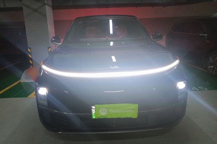 Used Li Auto L8 2023 Pro Model Front