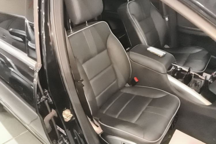 Used Mercedes-Benz R-Class 2017 R 320 4MATIC Business Edition Prestige Model
