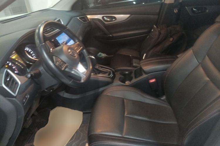 Used Nissan Qashqai 2022 2.0L CVT XV Premier Luxury Edition Left Front Seat