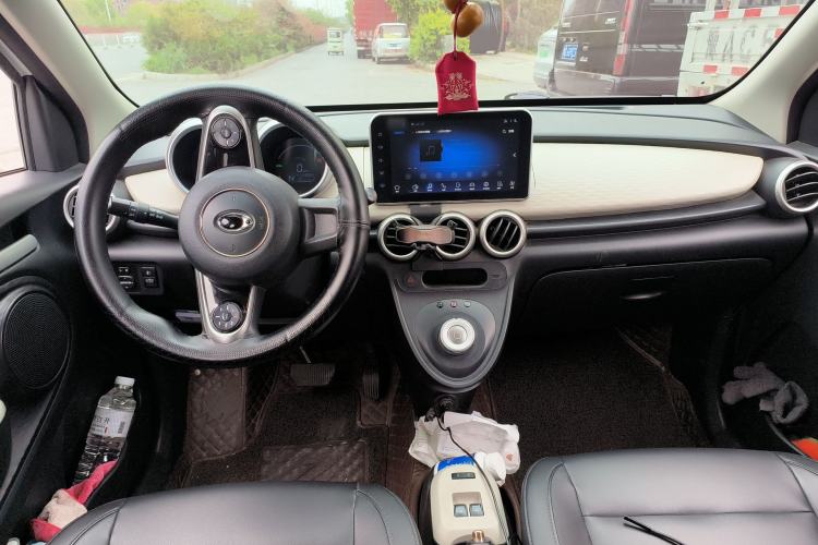 Used ORA Black Cat 2019 351 km Family Edition Center Console