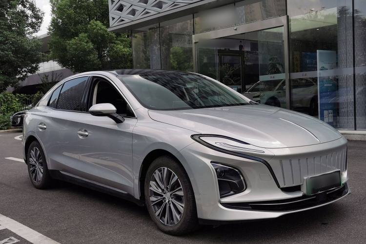 Used Hongqi E-QM5 2022 431 km Charge & Enjoy Edition