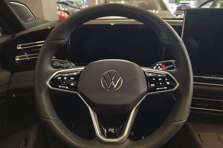 Used Volkswagen Tiguan L 2024 PRO 380TSI Four-Wheel Drive R-Line Smart Edition