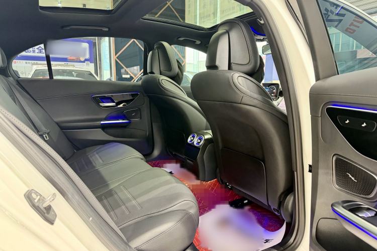 Used Mercedes-Benz C-Class 2023 Second Facelift C 260 L Sport Edition
