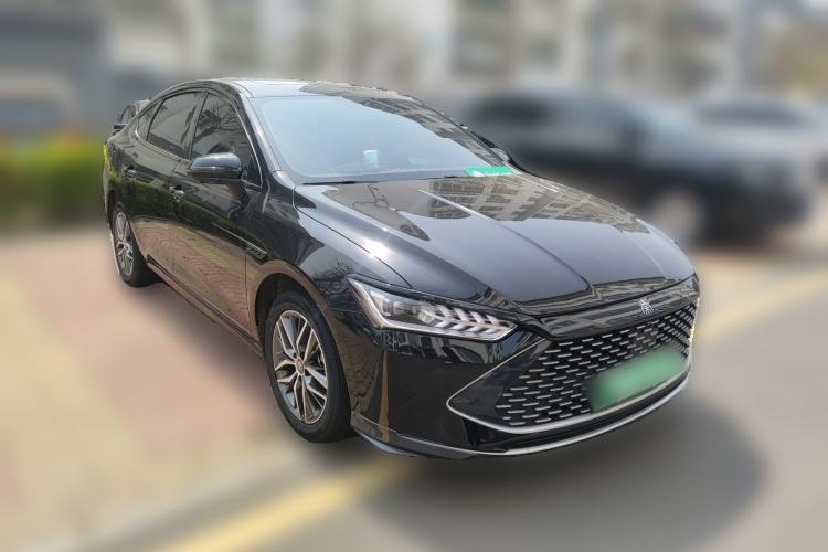 Used BYD Qin PLUS 2023 Champion Edition DM-i 55KM Superior Model Front Right 45 Deg