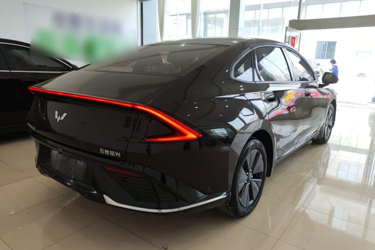 Used Wuling Xingguang 2023 70 Standard Edition Rear Right 45 Deg