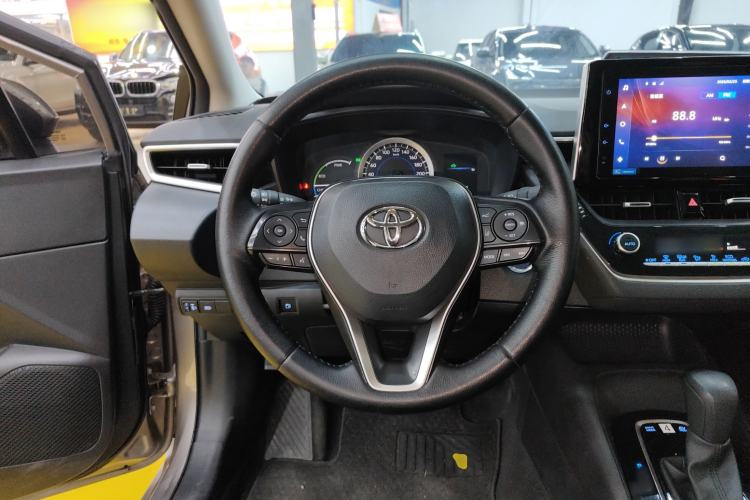 Used Toyota Corolla 2021 Dual-Motor 1.8L E-CVT Elite Edition