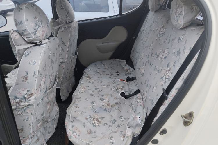 Used Chery QQ 2013 1.0L Manual Happy Edition
