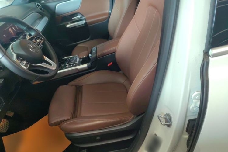 Used Mercedes-Benz GLB 2023 GLB 200 Fashion Model