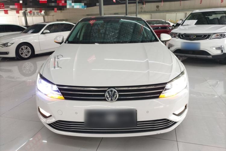 Used Volkswagen Lamando 2018 230TSI DSG Fashion Edition Front