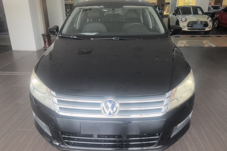 Used Volkswagen Santana 2015 1.6L Automatic Comfort Edition
