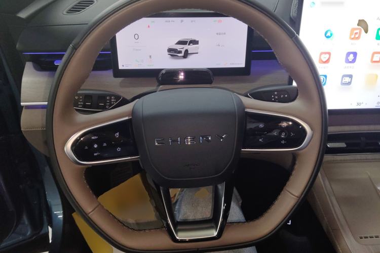 Used Chery Tiggo 8 PLUS C-DM 2025 1.5T 116 km Prestige Version 5 Seats