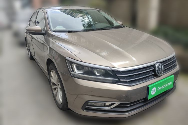 Used Volkswagen Passat 2017 330TSI DSG Luxury Edition
