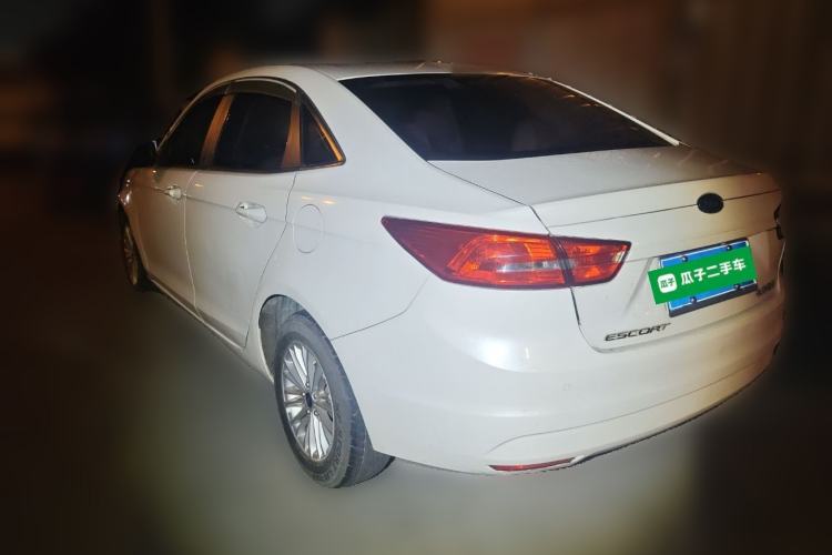 Used Ford Escort 2015 1.5L Automatic Comfort Edition Rear Left 45 Deg