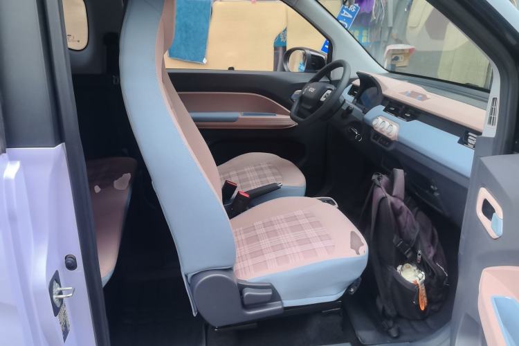 Used Chery QQ Ice Cream 2024 Edition Youth Version 205km Sundae Right Front Seat