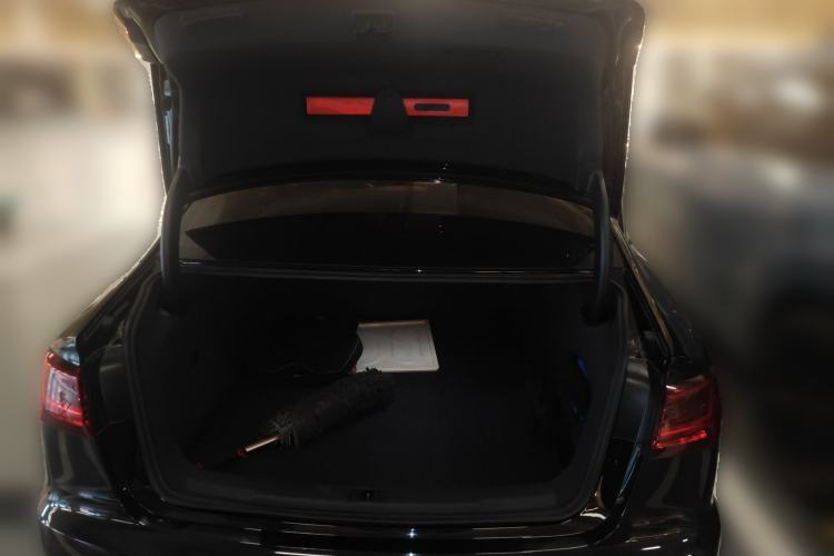 Used Audi A6L 2017 30 FSI Comfort Model
