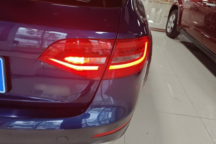 Used Audi A4 2014 40 TFSI allroad quattro plus version Right Rear Taillight