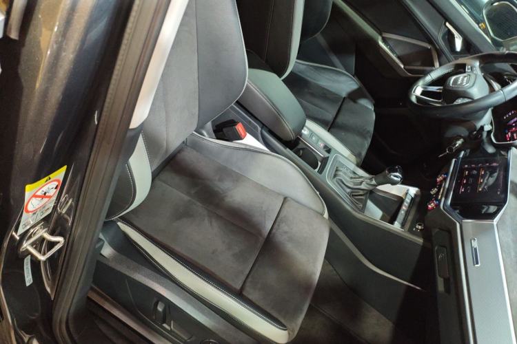 Used Audi Q3 2019 35 TFSI Advanced Dynamic Edition
