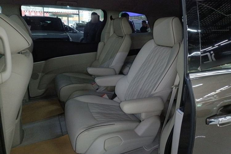 Used Buick GL8 2021 Land Cruiser Executive Class 652T Luxury Model