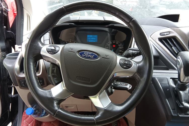 Used Ford Tourneo Custom 2017 2.0T Automatic Elite Edition Steering Wheel