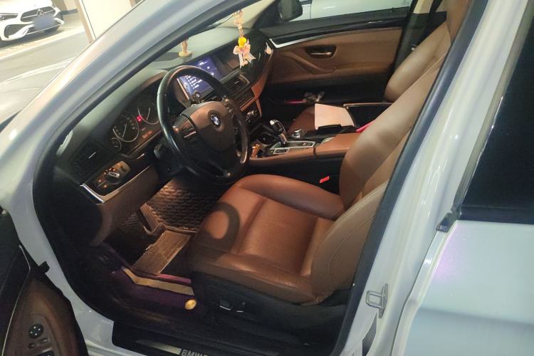 Used BMW 5 Series 2014 520Li Elegant Model