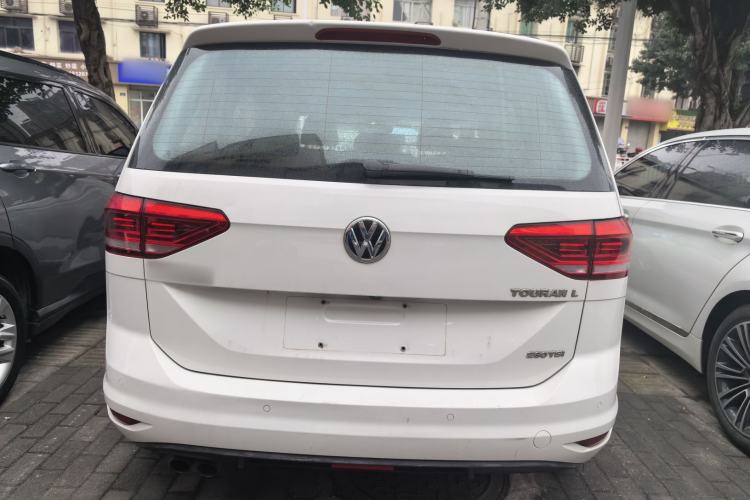 Used Volkswagen Touran 2018 Volkswagen Touran L 280TSI DSG Comfort Edition 7 Seats China V Emission Standard
