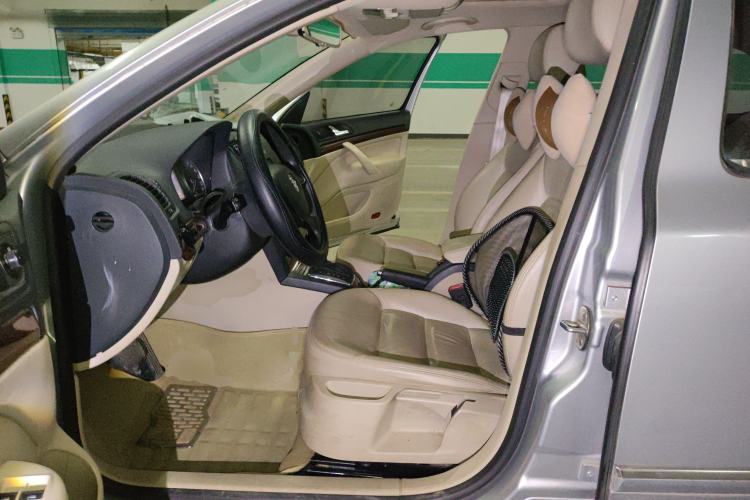 Used Skoda Octavia 2014 1.6L Automatic Yijun Edition Left Front Seat