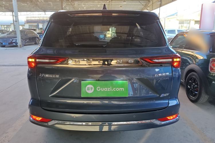 Used Wuling Victory 2023 2.0L DHT Deluxe Edition
