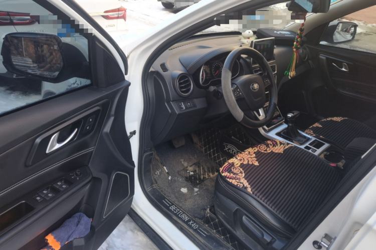 Used Bestune X40 2018 Internet Celebrity Edition 1.6L Automatic Luxury Version