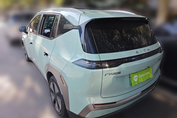 Used AION Y 2023 Younger