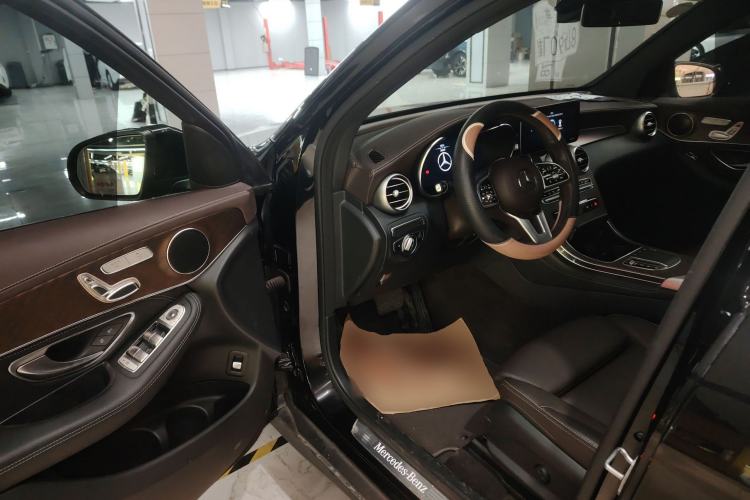 Used Mercedes-Benz GLC 2020 GLC 260 L 4MATIC Luxury Model