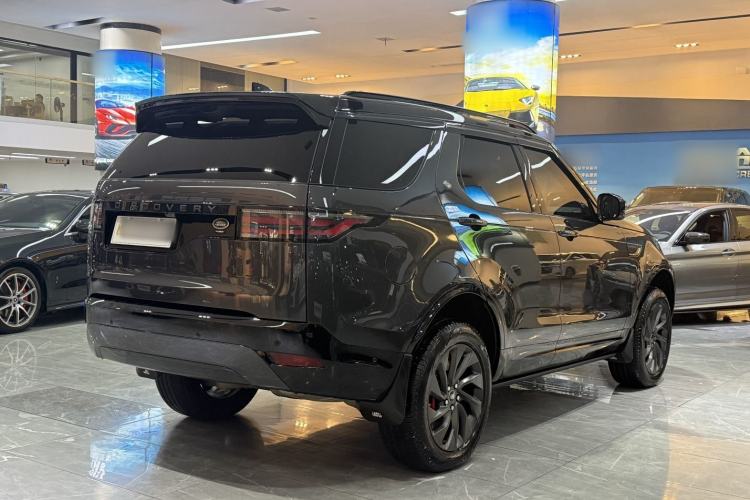 Used Land Rover Discovery 2023 Revised Version 360 PS R-Dynamic S
