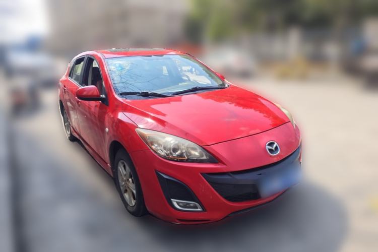 Used Mazda 3 2013 Hatchback 1.6L Automatic Elite Model Front Right 45 Deg