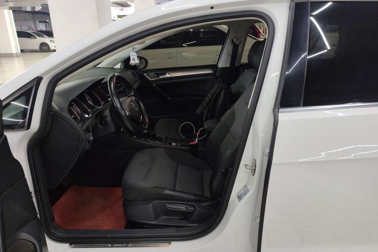 Used Volkswagen Golf 2019 280TSI DSG Comfort Version China VI Standard
