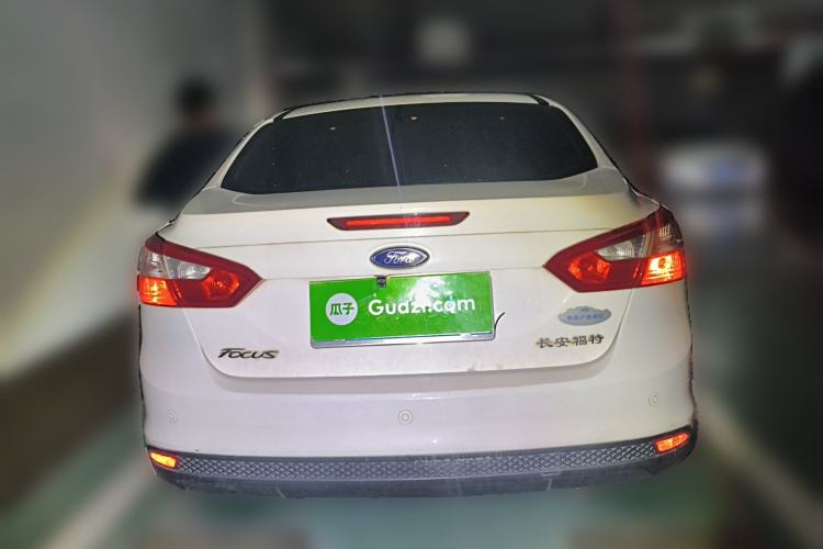 Used Ford Focus 2012 Sedan 1.6L Automatic Fashion Edition