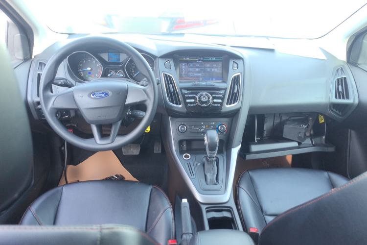 Used Ford Focus 2015 Hatchback 1.6L Automatic Comfort Model