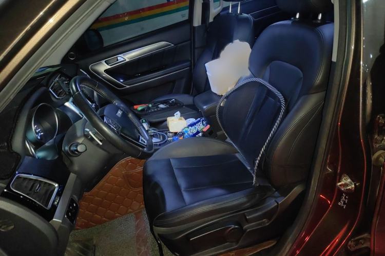 Used Haval H6 Coupe 2017 Blue Label 2.0T Automatic Two-Wheel Drive Urban Model Left Front Seat