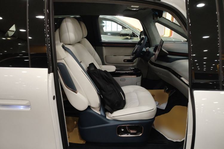 Used Zeekr MIX 2025 Long-Range Intelligent Driving Edition