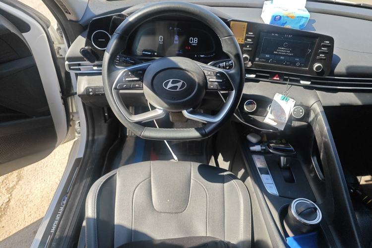 Used Hyundai Elantra 2023 1.5L CVT GLX Elite Edition